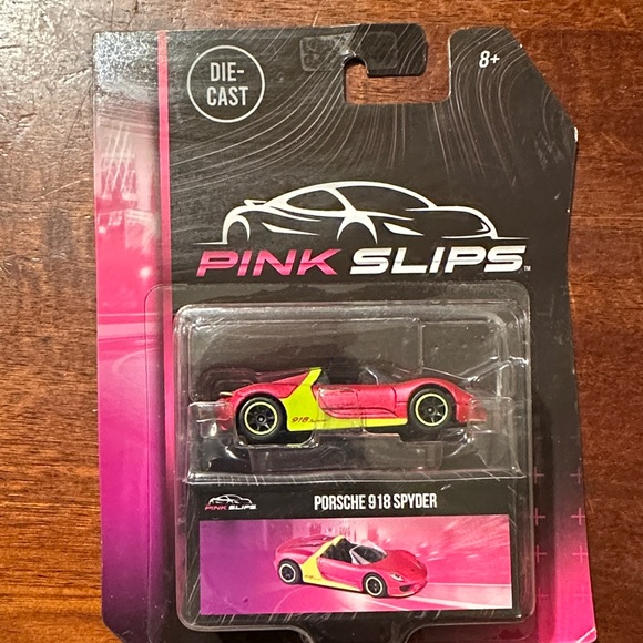 die cast Other - Porsche 918 Spyder Toy Car - Red and Yellow